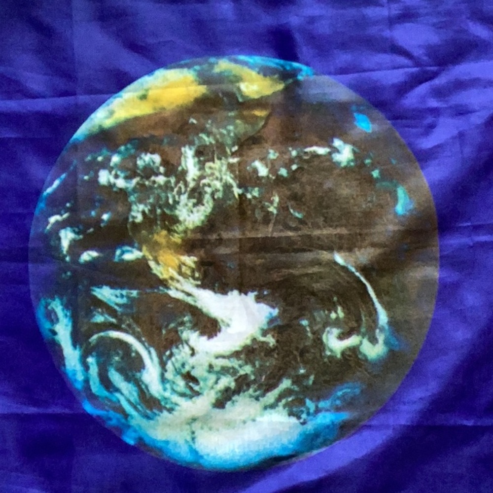 NWOT Earth flag 36”L X 23” W 2 grommets